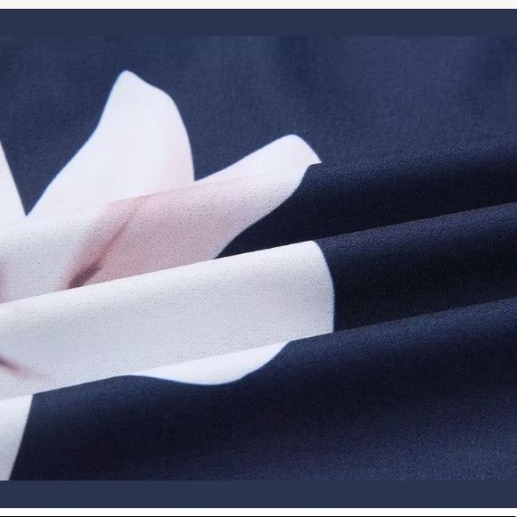 ⚡️HP!⚡️Navy blue floral cami button midi dress - Picture 5 of 5